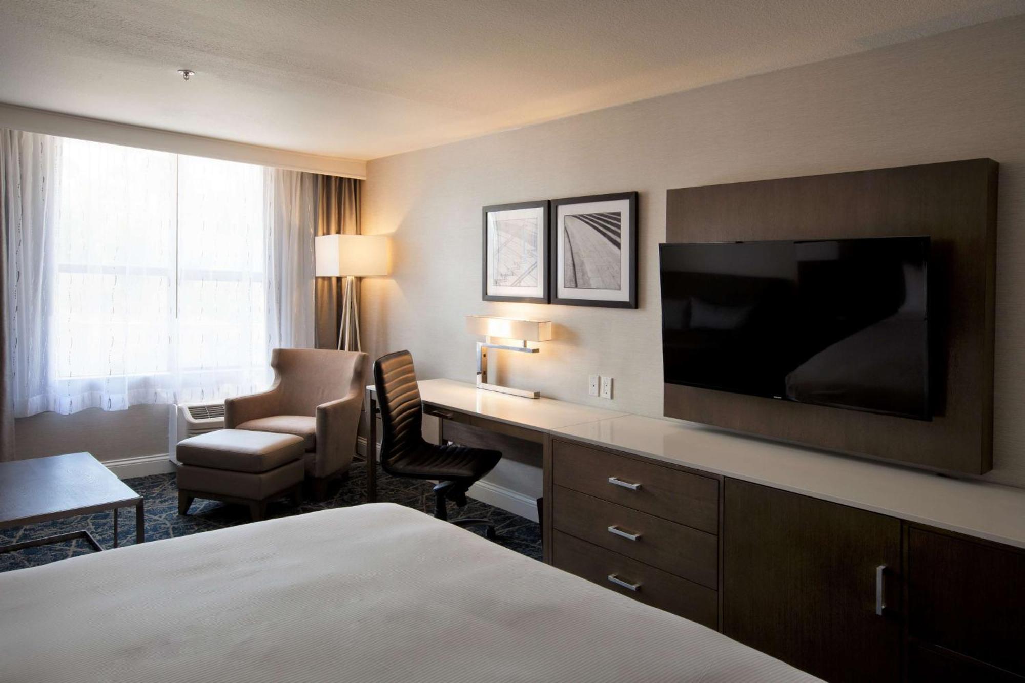 Doubletree By Hilton Pomona Hotel Kültér fotó